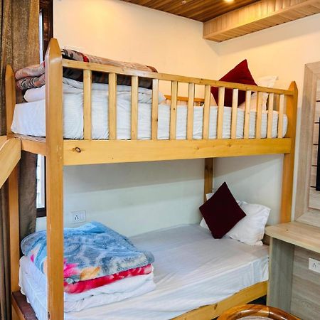 Yog Maya Regency B&B Шимла Экстерьер фото